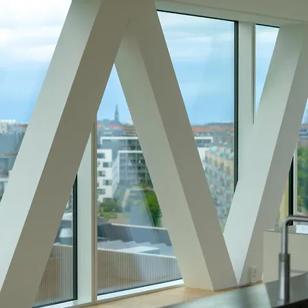 アパート In With Water View